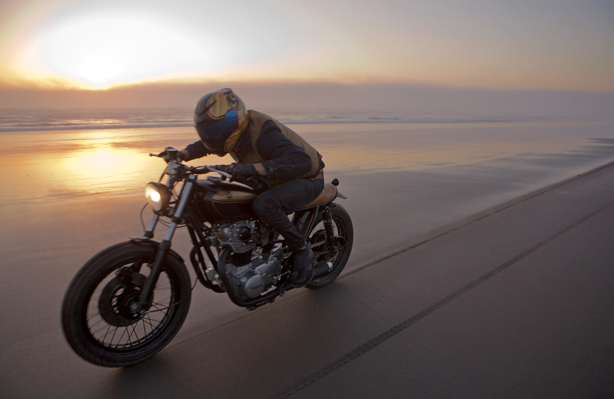 ray-gordon-see-see-motorcycle-beach